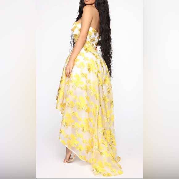 NWT - Glowing Flower High-Low Gown Size M - Picture 15 of 16
